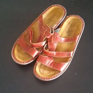 Naot Bronze Metallic Leather Sandals EU 41 US 10 Comfort Adjustable